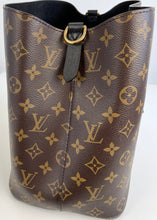 Load image into Gallery viewer, Louis Vuitton neo noe in noir
