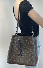 Load image into Gallery viewer, Louis Vuitton neo noe in noir
