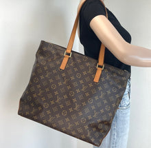 Load image into Gallery viewer, Louis Vuitton cabas mezzo monogram
