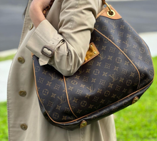 Load image into Gallery viewer, Louis Vuitton galliera PM in monogram