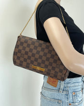 Load image into Gallery viewer, Louis Vuitton favorite MM in damier ebene