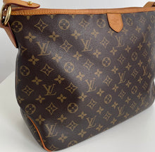 Load image into Gallery viewer, Louis Vuitton delightful PM