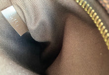 Load image into Gallery viewer, Louis Vuitton saint paul pochette in damier