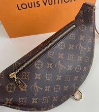 Load image into Gallery viewer, Louis Vuitton bumbag in monogram