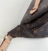 Load image into Gallery viewer, Louis Vuitton bumbag in monogram