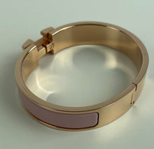 Load image into Gallery viewer, Hermes Clic H enamel rose drageé