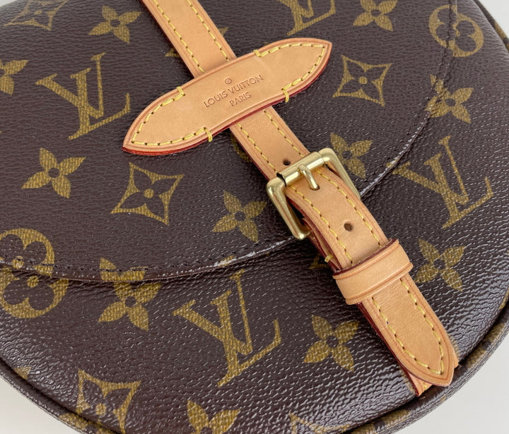 Chantilly lock leather handbag Louis Vuitton Brown in Leather - 28862773