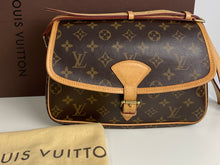 Load image into Gallery viewer, Louis Vuitton sologne monogram