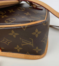 Load image into Gallery viewer, Louis Vuitton sologne monogram