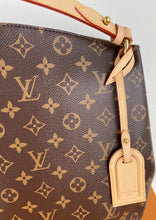 Load image into Gallery viewer, Louis Vuitton graceful MM