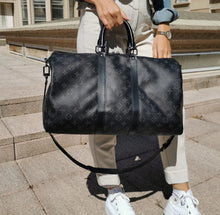 Load image into Gallery viewer, Louis Vuitton keepall 45 monogram eclipse