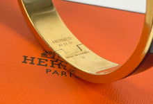 Load image into Gallery viewer, Hermes Clic H enamel noir