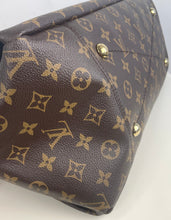 Load image into Gallery viewer, Louis Vuitton artsy MM