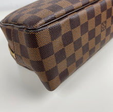 Load image into Gallery viewer, Louis Vuitton toiletry 25 in damier ebene