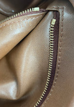 Load image into Gallery viewer, Louis Vuitton toiletry king size