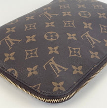 Load image into Gallery viewer, Louis Vuitton etui voyage pm