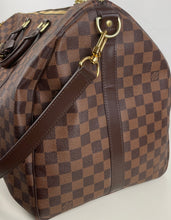 Load image into Gallery viewer, Louis Vuitton keepall bandouliere 55 in damier ebene