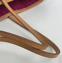 Load image into Gallery viewer, Louis Vuitton neverfull MM with pochette