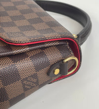Load image into Gallery viewer, Louis Vuitton croisette in damier ebene