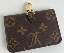 Load image into Gallery viewer, Louis Vuitton Félicie strap & Go monogram canvas