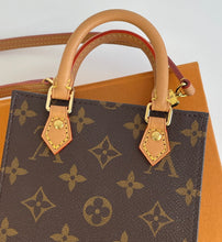 Load image into Gallery viewer, Louis Vuitton Petit Sac Plat in monogram