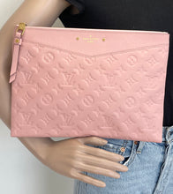 Load image into Gallery viewer, Louis Vuitton daily pouch rose poudre