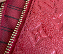 Load image into Gallery viewer, Louis Vuitton pochette metis in empreinte leather