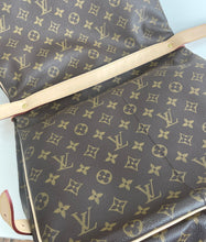 Load image into Gallery viewer, Louis Vuitton saumur 35 monogram messenger bag