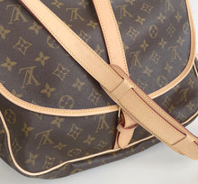 Load image into Gallery viewer, Louis Vuitton saumur 35 monogram messenger bag