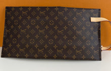 Load image into Gallery viewer, Louis Vuitton shoe pouch dopp kit