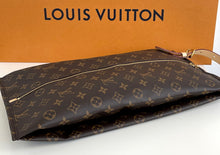 Load image into Gallery viewer, Louis Vuitton shoe pouch dopp kit