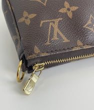 Load image into Gallery viewer, Louis Vuitton pochette accessories in monogram