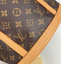 Load image into Gallery viewer, Louis Vuitton bucket GM in monogram