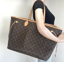 Load image into Gallery viewer, Louis Vuitton neverfull GM in monogram