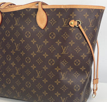 Load image into Gallery viewer, Louis Vuitton neverfull GM in monogram