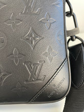 Load image into Gallery viewer, Louis Vuitton duo messenger in monogram shadow