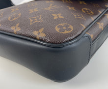 Load image into Gallery viewer, Louis Vuitton bass pm macassar messenger
