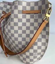 Load image into Gallery viewer, Louis Vuitton girolata in damier azur