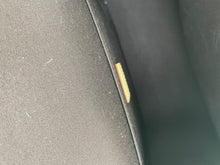 Load image into Gallery viewer, Louis Vuitton miranda MM vernis in amarante