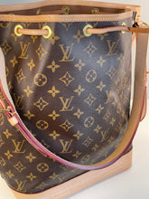 Load image into Gallery viewer, Louis Vuitton noe GM in monogram