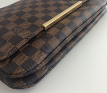 Load image into Gallery viewer, Louis Vuitton Hoxton GM