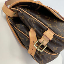 Load image into Gallery viewer, Louis Vuitton saumur MM 30