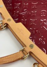 Load image into Gallery viewer, Louis Vuitton Brea MM vernis monogram rouge fauviste