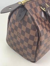 Load image into Gallery viewer, Louis Vuitton speedy 25 damier ebene