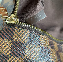 Load image into Gallery viewer, Louis Vuitton Brooklyn MM in damier ebene