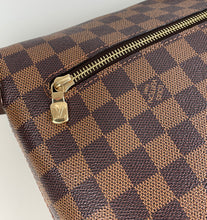 Load image into Gallery viewer, Louis Vuitton Brooklyn MM in damier ebene