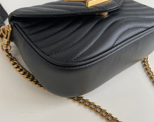 Load image into Gallery viewer, Louis Vuitton new wave multi pochette