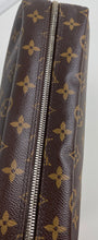 Load image into Gallery viewer, Louis Vuitton trousse toilette 28