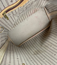 Load image into Gallery viewer, Louis Vuitton neverfull MM monogram