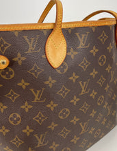 Load image into Gallery viewer, Louis Vuitton neverfull MM monogram